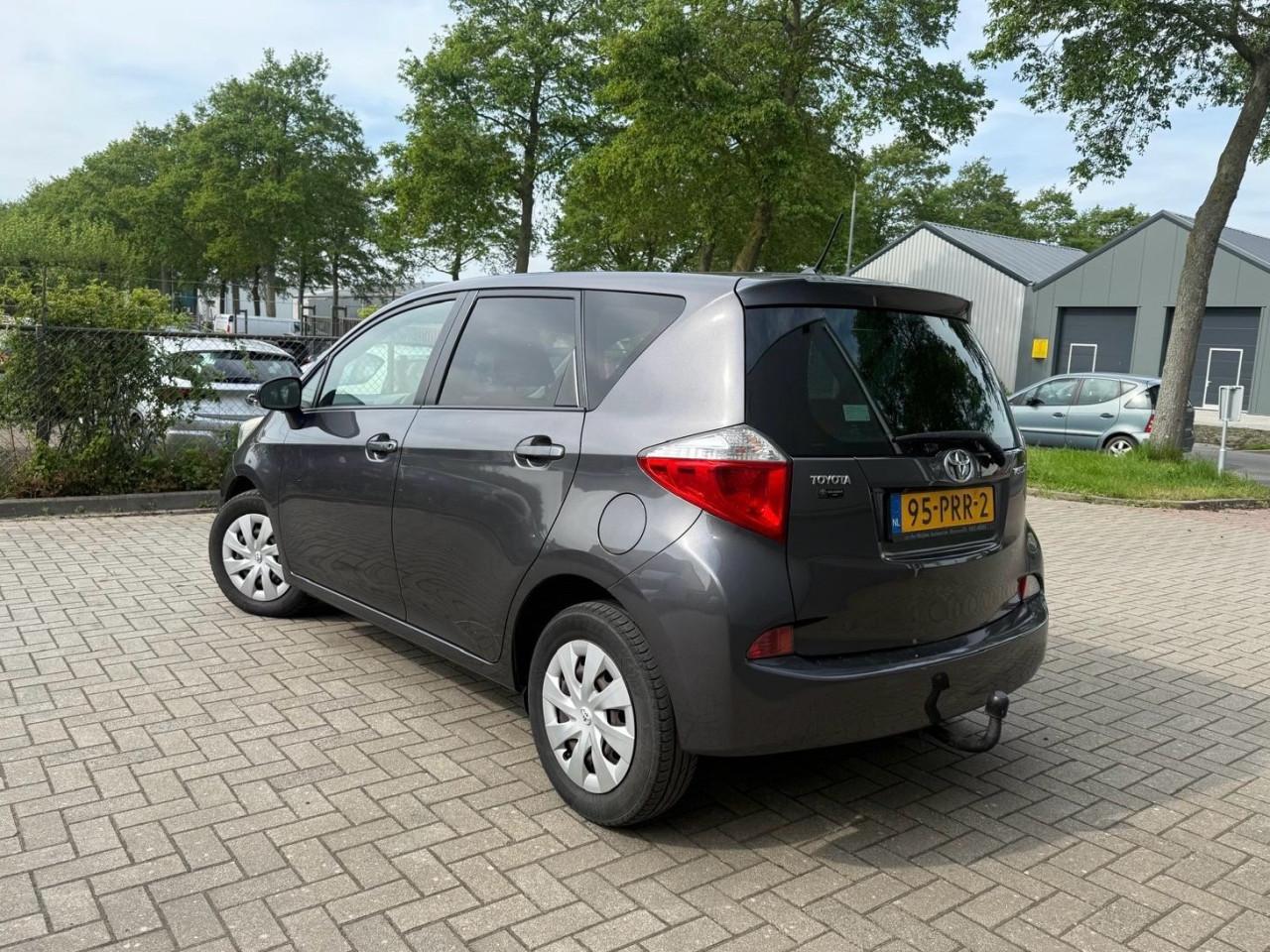 Toyota Verso-S 1.3 VVT-i Aspiration Vol Jaar Apk