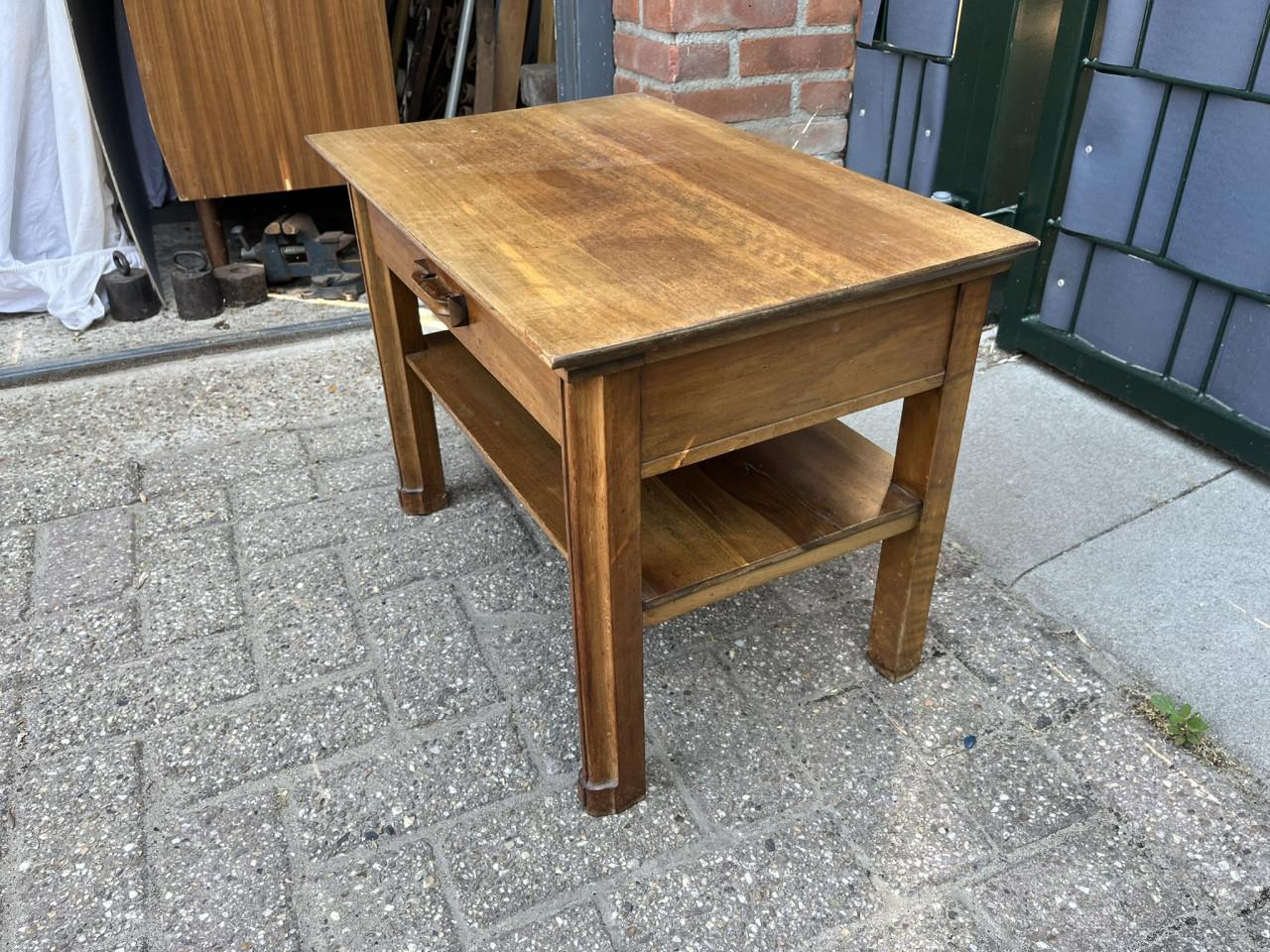 Deens teakhouten bijzettafeltje Vintage