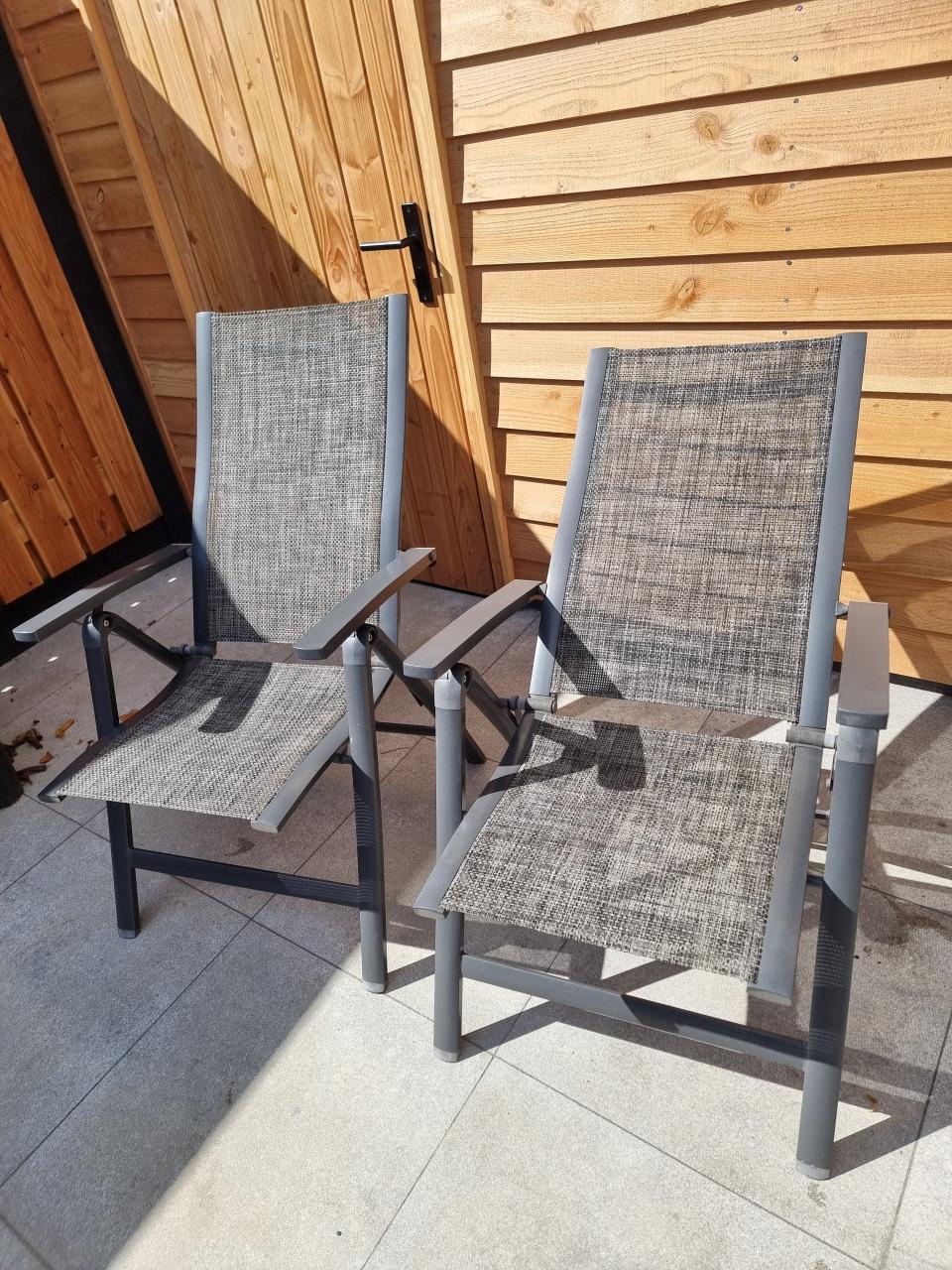 4 Antraciet verstelbare Tuin-stoelen.