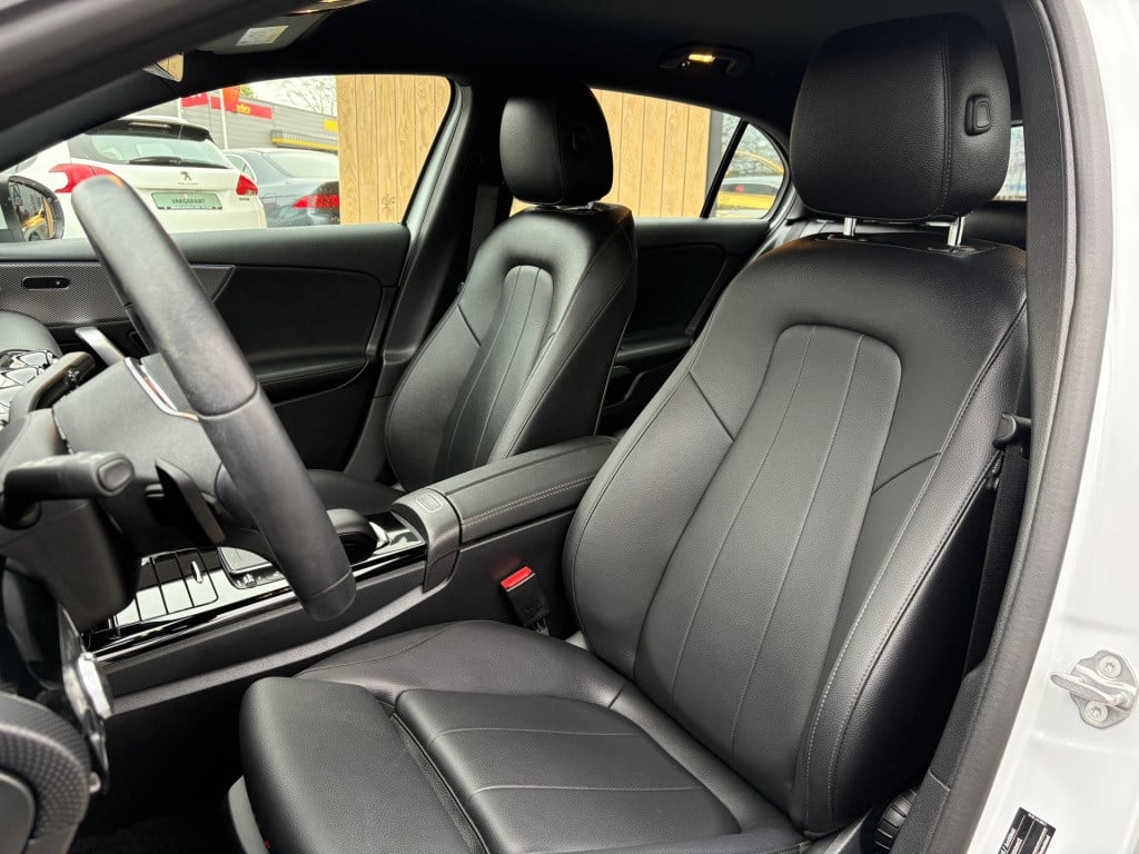 Mercedes-Benz A-Klasse 250 e business solution luxury limited