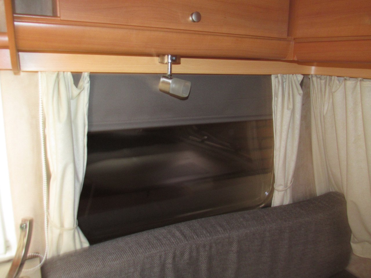 Caravan 2019 Niewiadow / Predom / Enka N126-N
