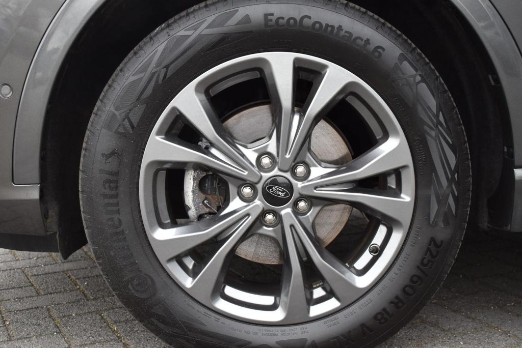 Ford Kuga 2.5 phev st-line | elektrisch wegklapbare trekhaak | climate cont