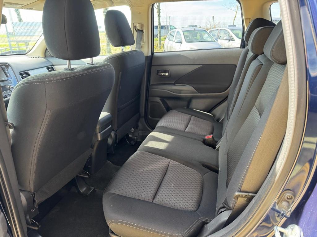 Mitsubishi Outlander 2.0 business edition