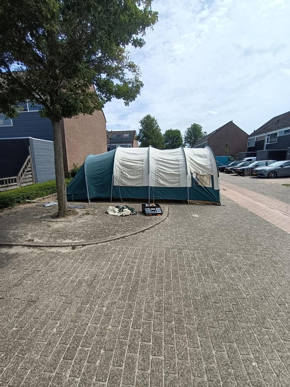 6 persoons familie tent met karretje incl keuken
