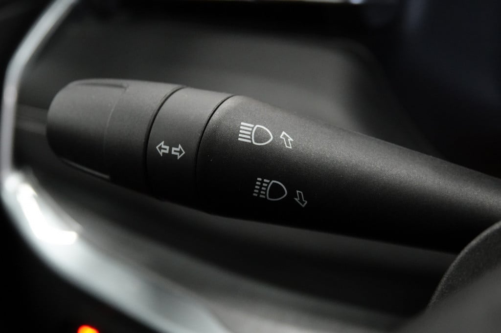 Jeep Compass 4xe 240 | pano | acc | led | 360' camera |