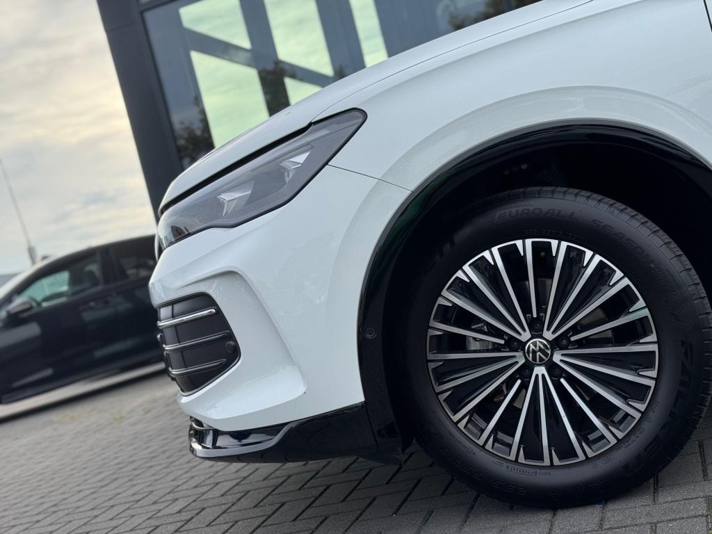 Volkswagen Tiguan 1.5 tsi goal * acc * 360 camera * trekhaak * lane + side 