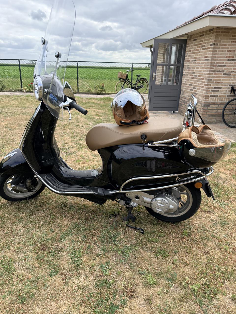 VESPA Primavera 50