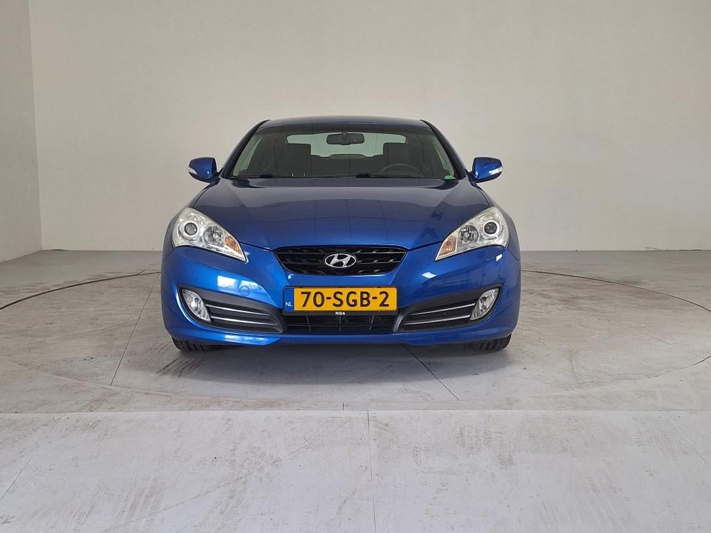 Hyundai Genesis Coupé 3.8 v6
