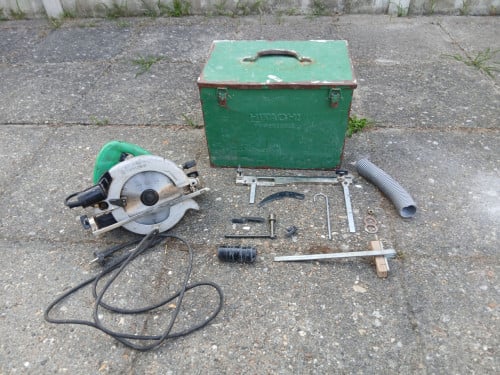 Hitachi cirkelzaag 1010 W in kist te koop