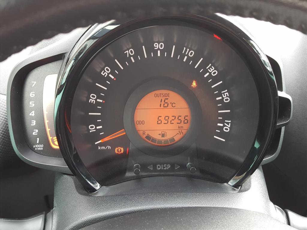 Citroen C1 1.0 vti 72pk s&s 5d feel airco | bluetooth bellen & muziekstream