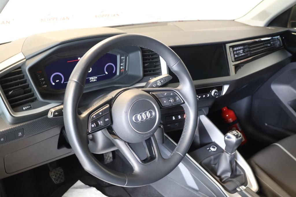 Audi A1 Sportback 25 tfsi advanced edition app connect, all season, pdc v+a