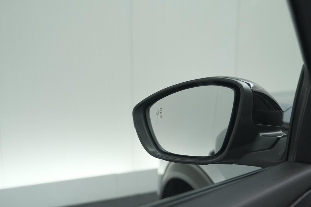 Peugeot 2008 puretech 130 eat8 gt | 360 camera | adaptieve cruise control |