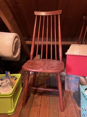2 Eetkamer stoelen