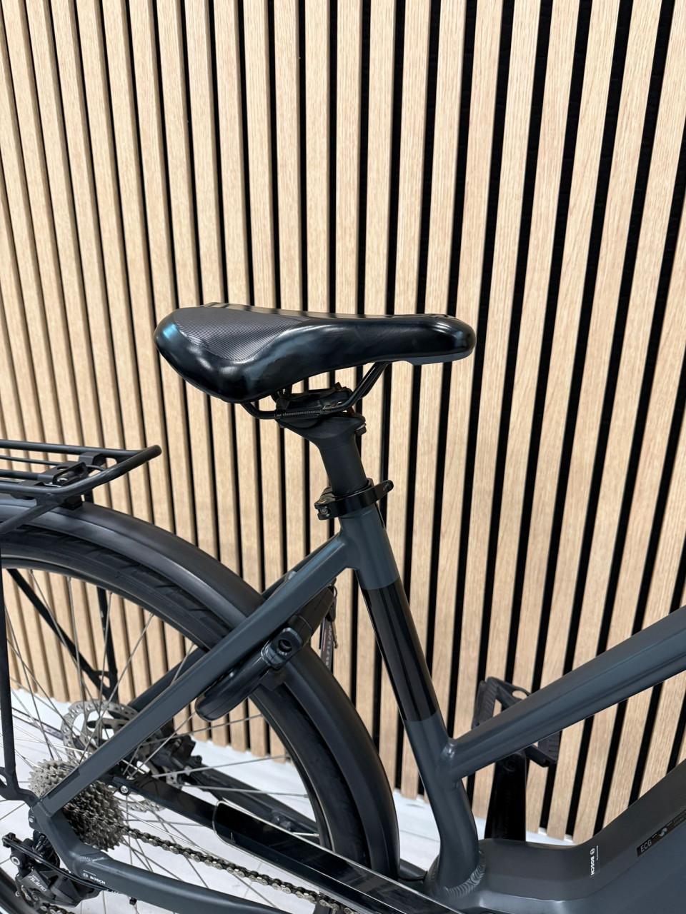 Cube Touring Pro Bosch Active Line Plus 53CM 8327M 500Wh