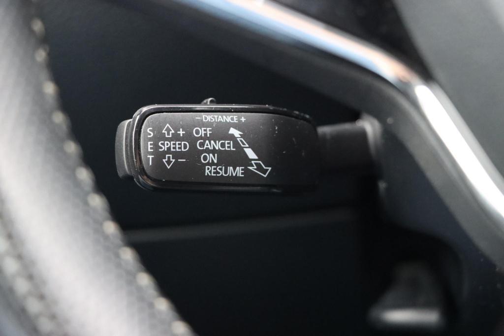 Skoda Superb combi 1.4 tsi iv sportline business 218pk dsg6