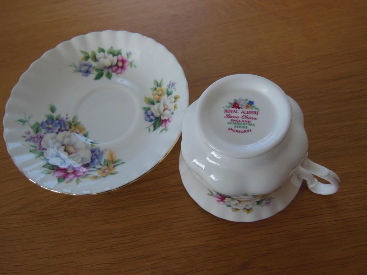 Mooie Theekop met schotel van Royal Albert.