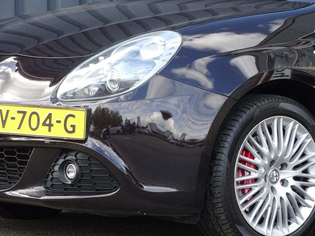 Alfa Romeo Giulietta 1.4 t distinctive leder | navi | 18"