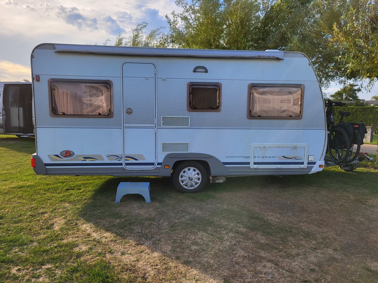 Dethleffs  Caravan 460
