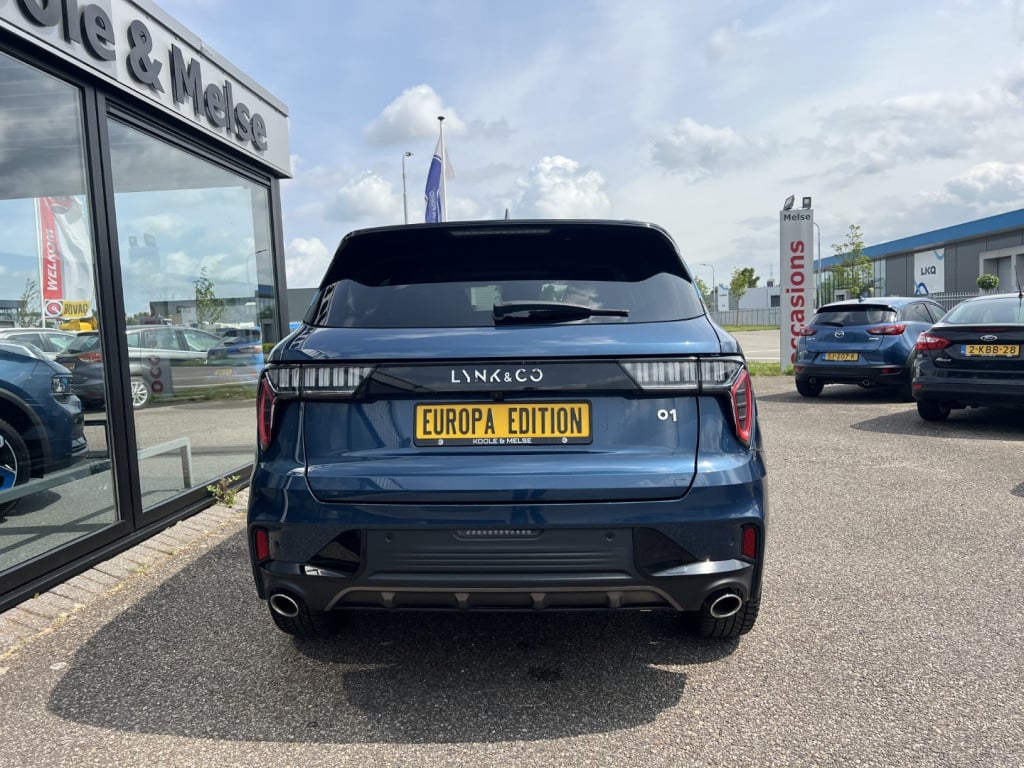 Lynk & Co 01 1.5 261pk plug in hybrid , pano dak , 360gr camera , car play 