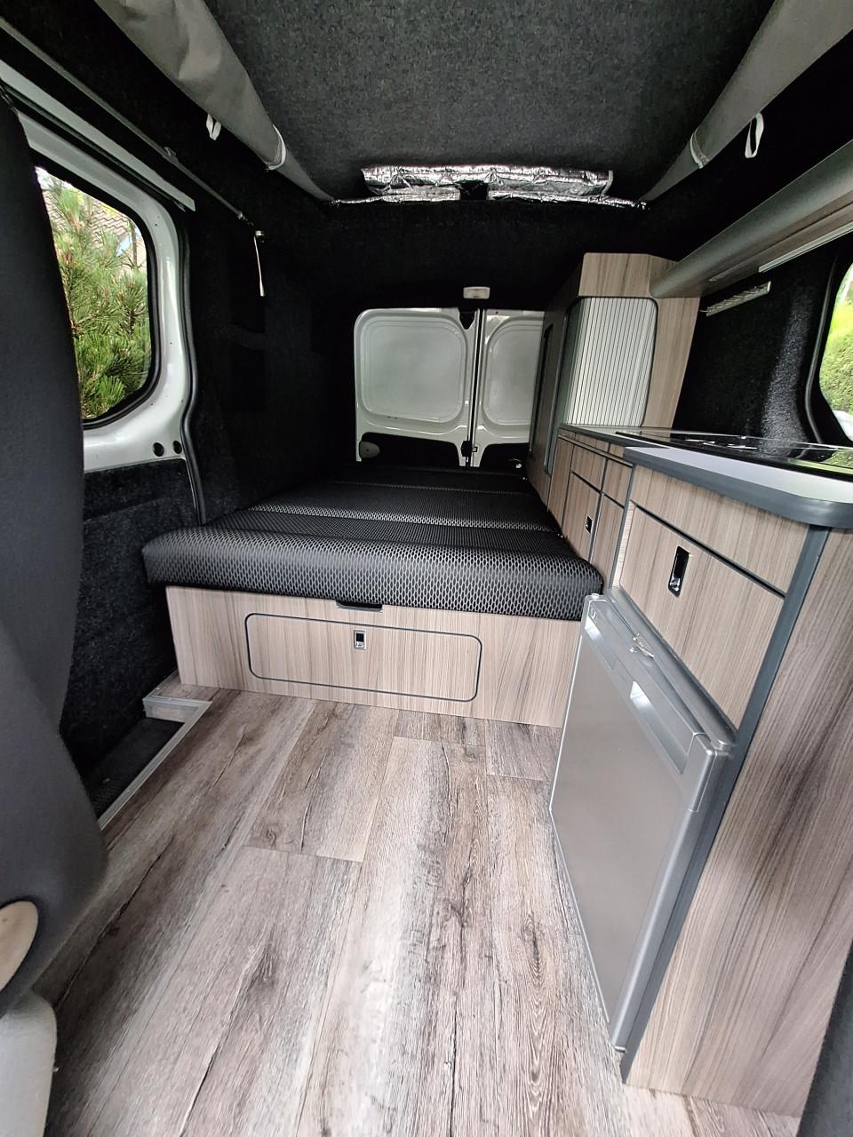 Buscamper merk Nissan