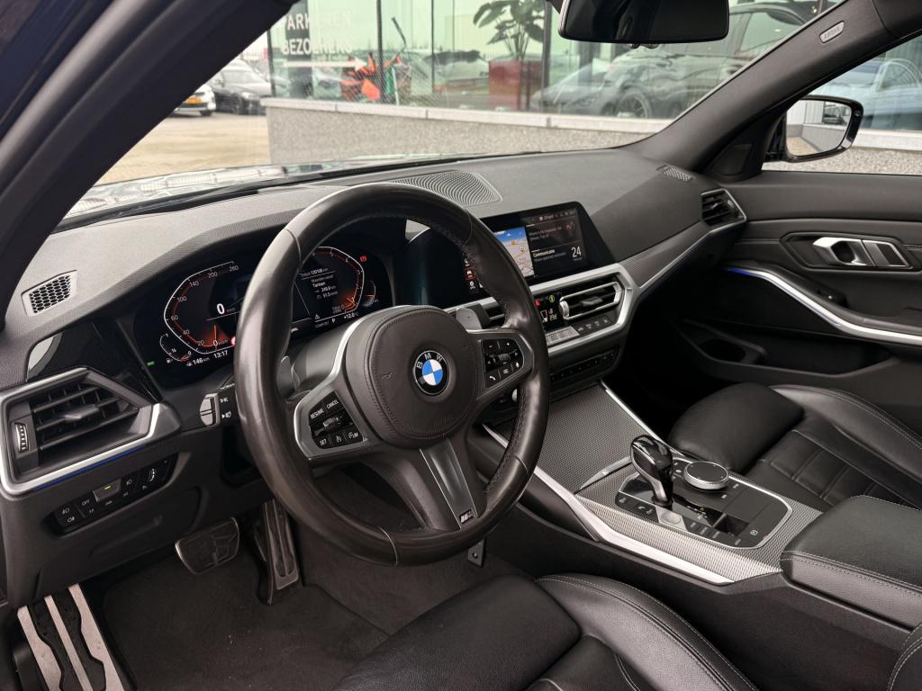 BMW 3-serie 320i high executive edition | head-up | led | leder | hifi | ac