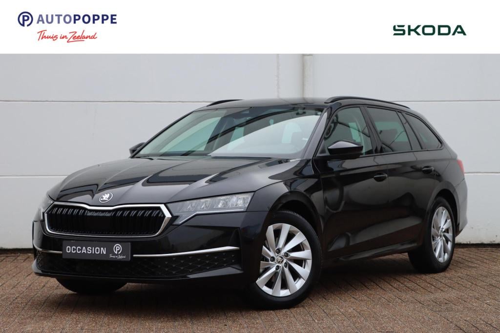 Skoda Octavia combi 1.5 tsi mhev first edition 115pk dsg7