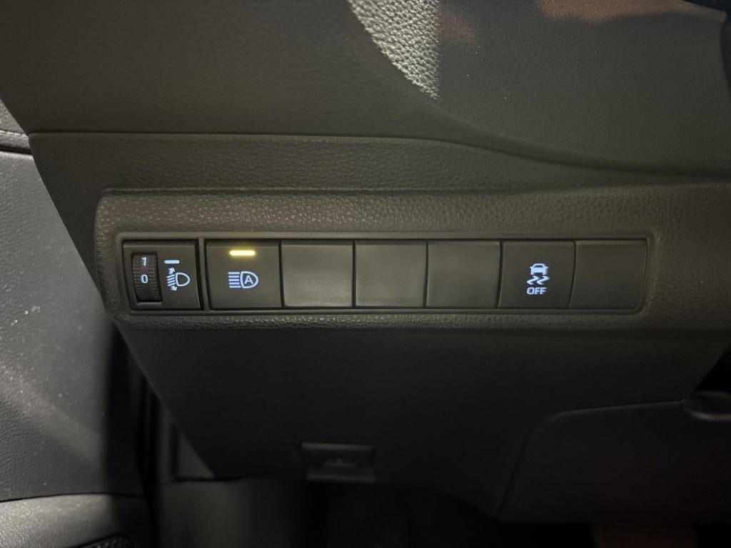 Toyota Corolla Touring Sports 2.0 hybrid first ed.