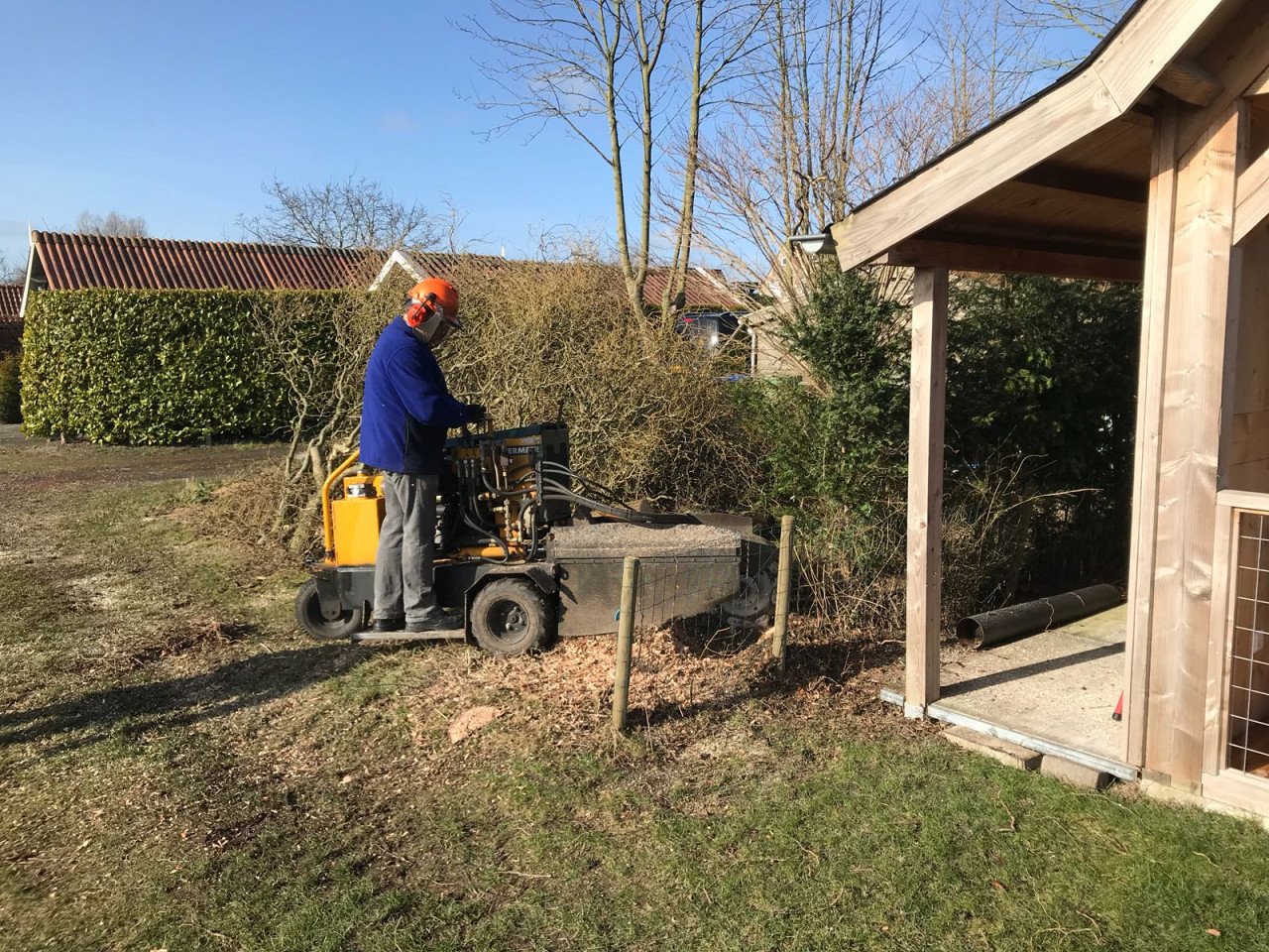 Een stronk te frezen in uw tuin?