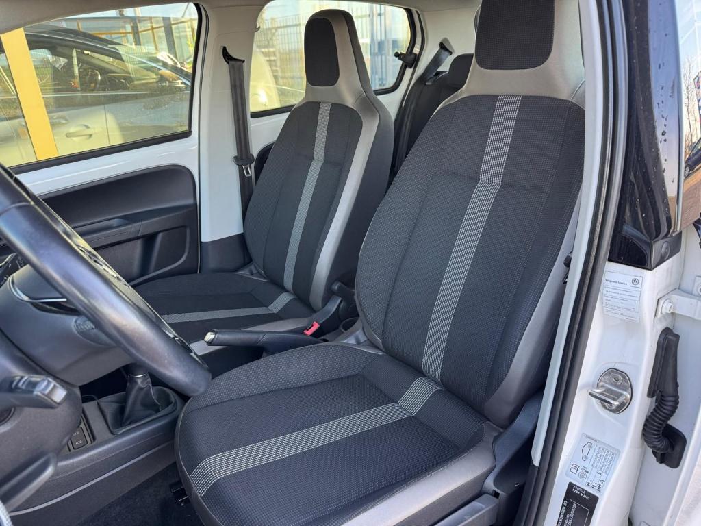 Volkswagen UP! 1.0 bmt high up!