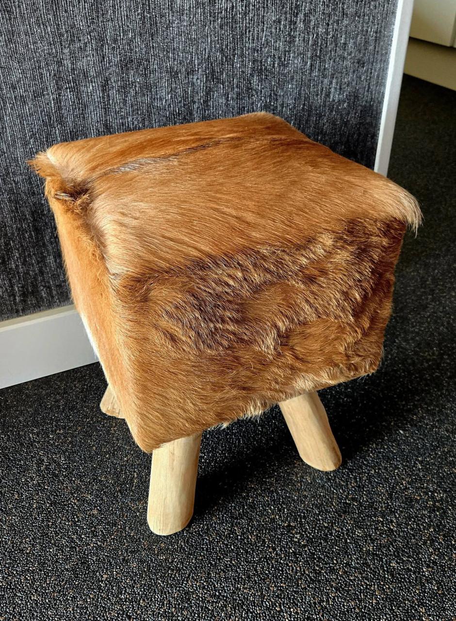 Prachtig echt geitenhuid krukje