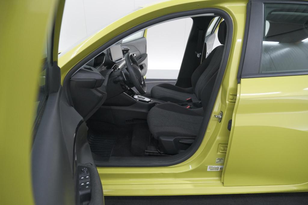 Peugeot 208 1.2 hybrid 110 e-dcs6 style | parkeersensoren | apple carplay |
