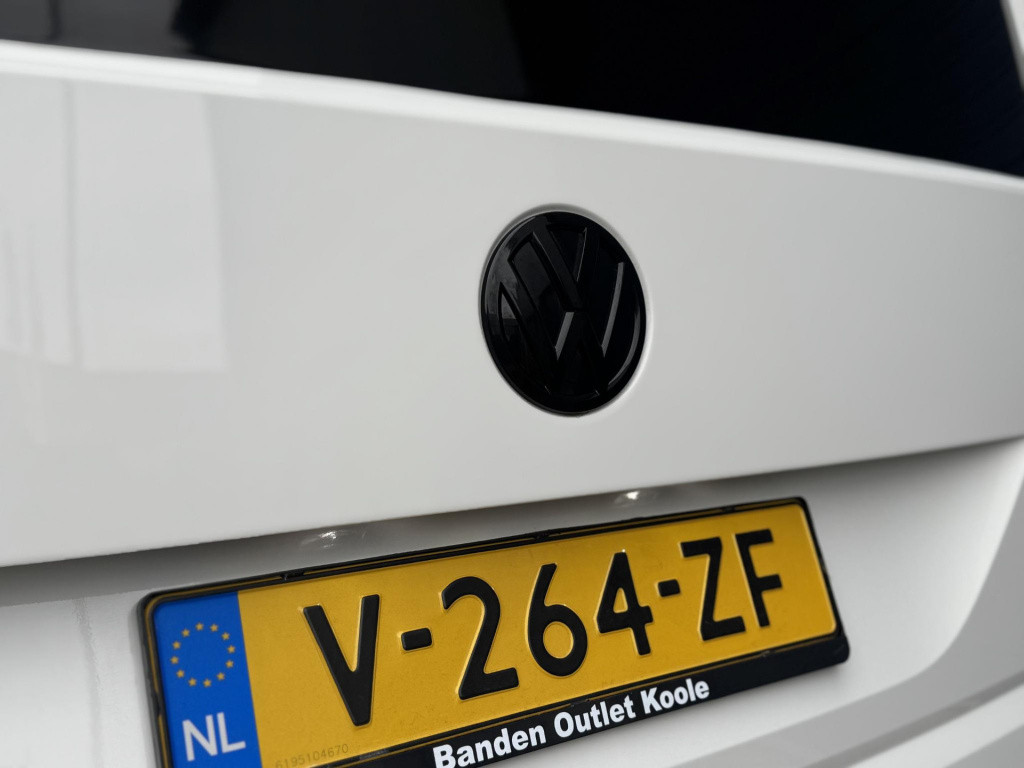 Volkswagen Transporter 2.0 tdi l2h1 trendline dubbel cabine / airco / leer 