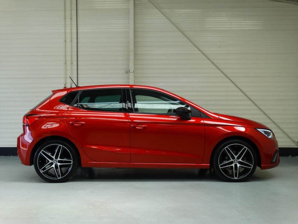 Seat Ibiza 1.0 ecotsi 115pk fr business intense