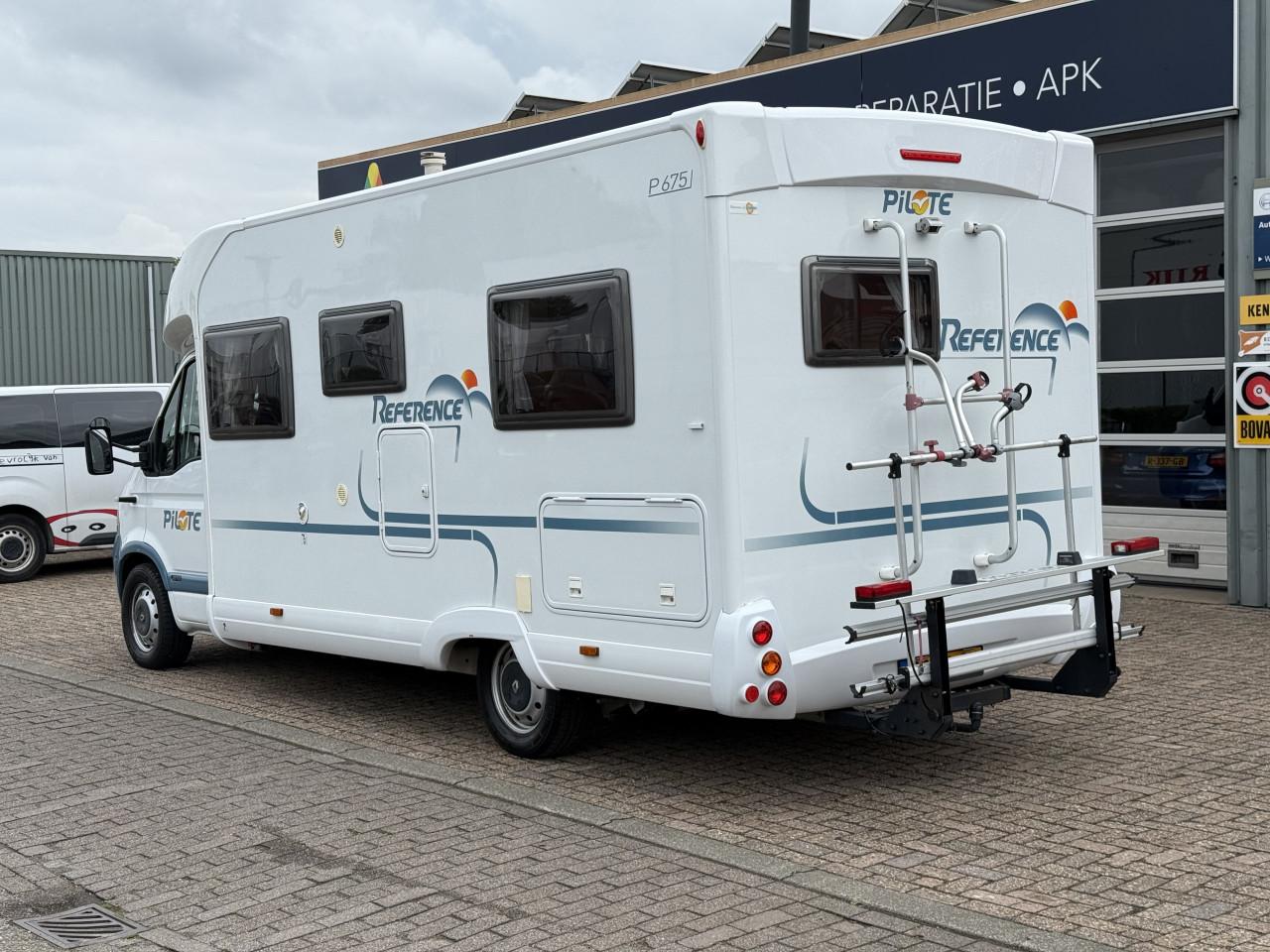 Pilote P 675 XFP Camper