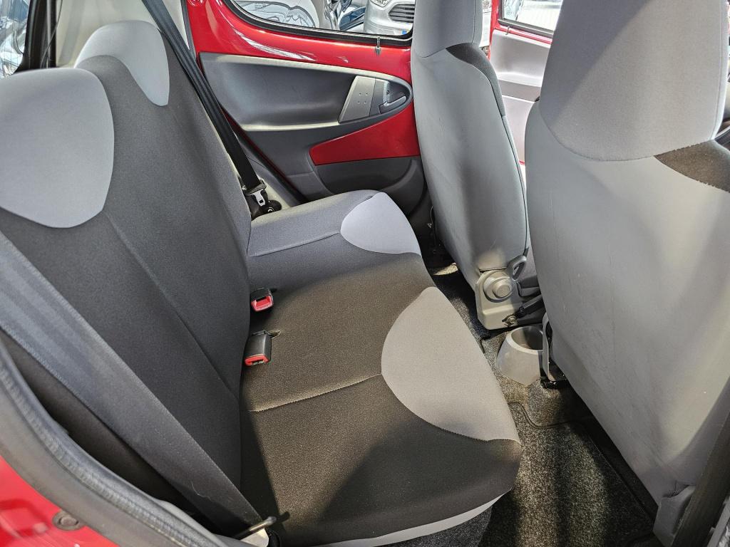 Peugeot 107 1.0-12v xr
