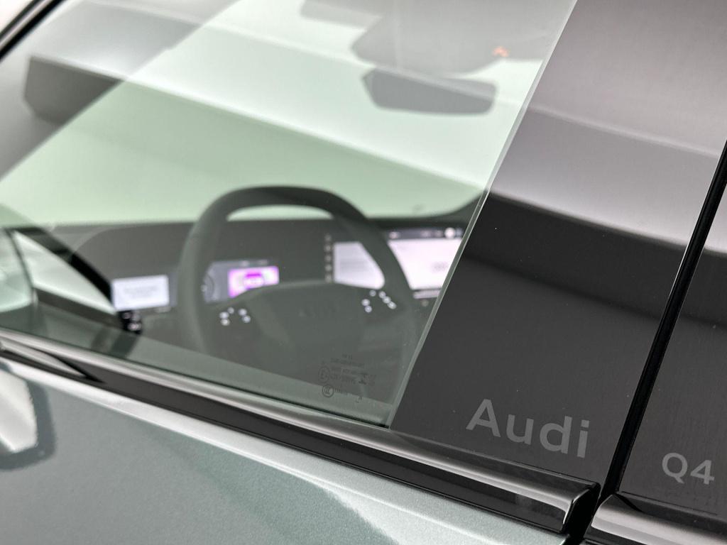 Audi Q4 E-tron s edition e-tron 55 82 kwh 250 kw / 340 pk suv ele