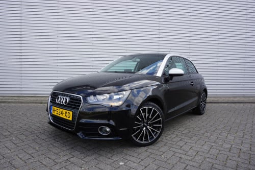 Audi A1 1.4 tfsi attraction airco / navi / parkeers. / elektr. ramen