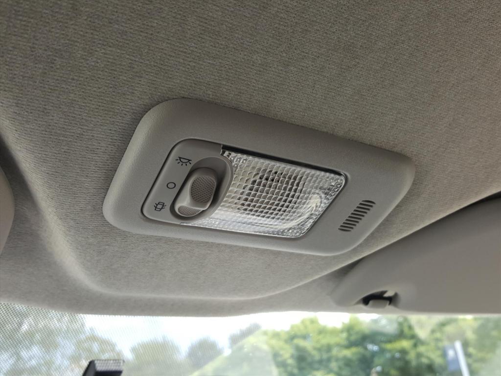 Peugeot 108 active 1.0 e-vti 72pk 5d airco | led-verlichting | radio | blue