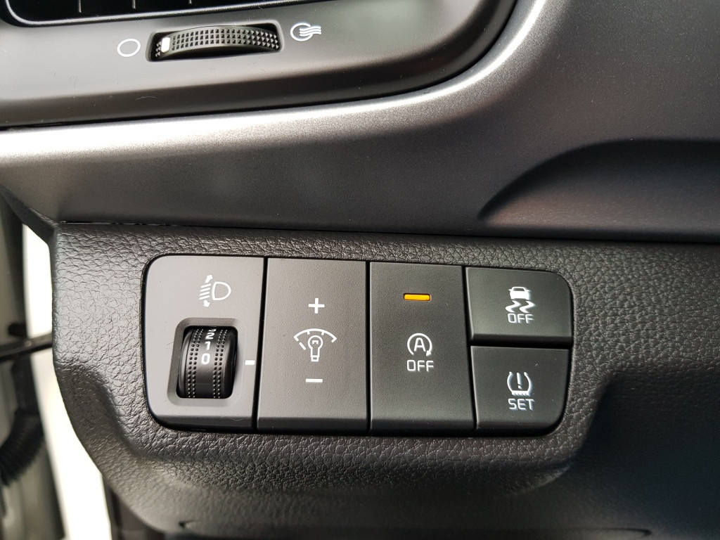 Kia Stonic mhev dynamicline 100pk