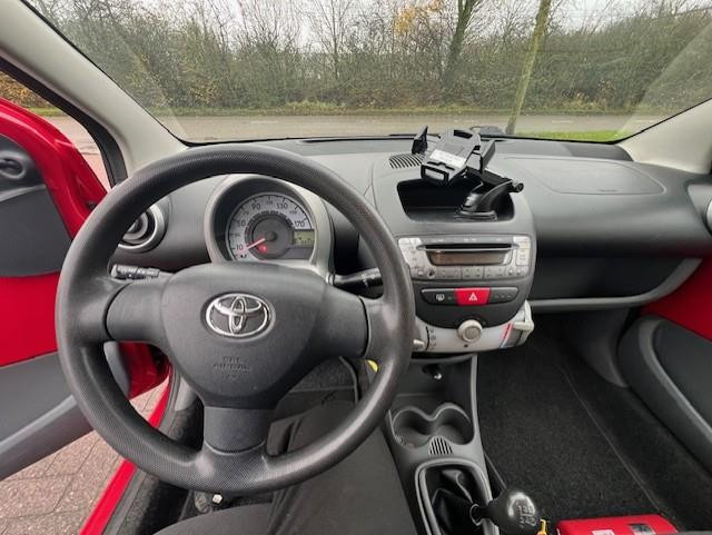 Toyota Aygo 1.0-12v
