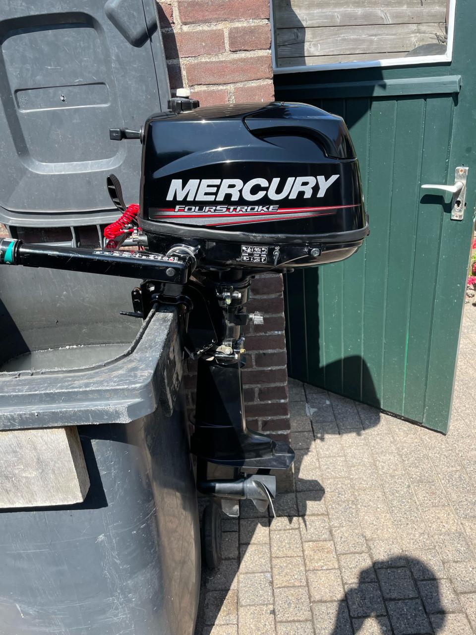 Suzuki 15 pk Mercury 6 pk