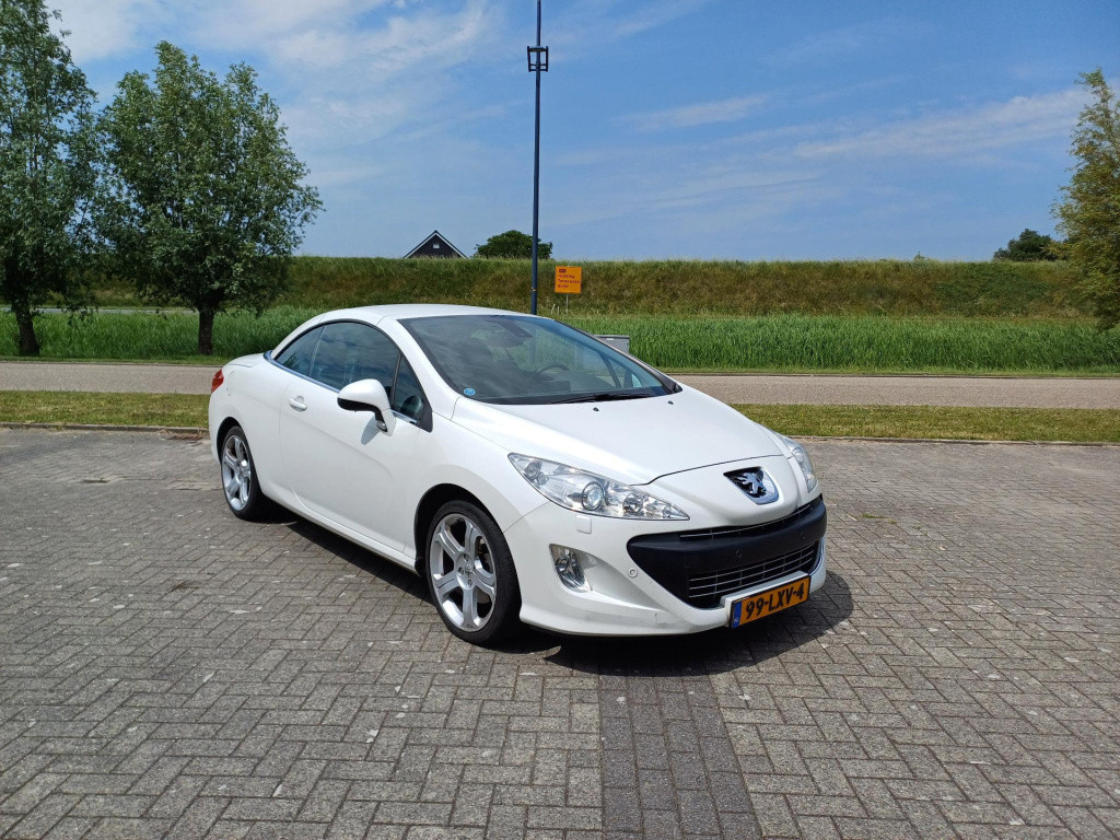 Peugeot 308 cc 1.6 thp feline cabrio coupe