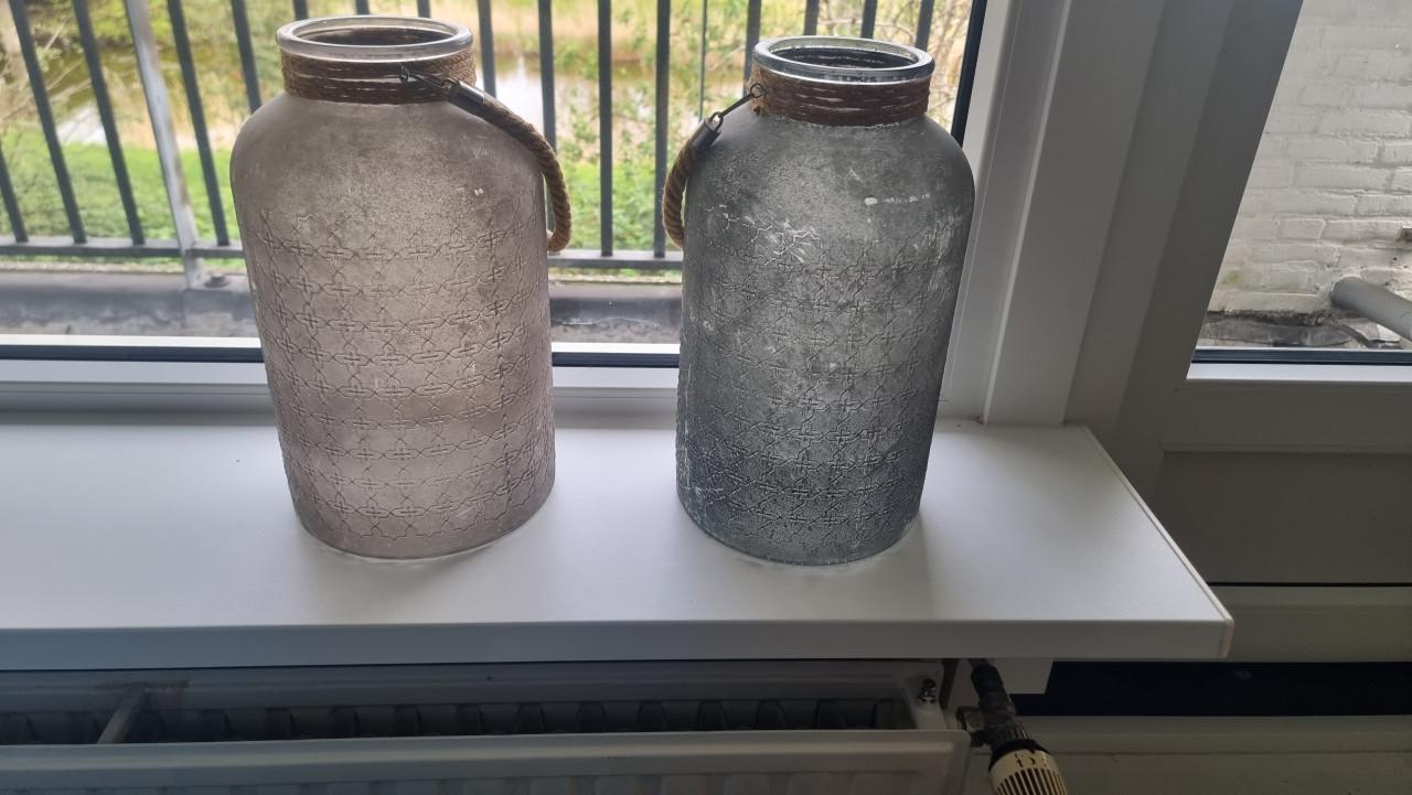 Lamp + complete inboedel te koop