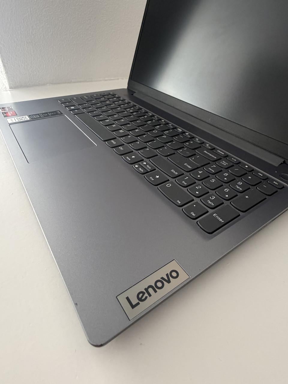 Zeer nette Lenovo IdeaPad Slim 3 | Ryzen 5 | 8GB | 512GB SSD