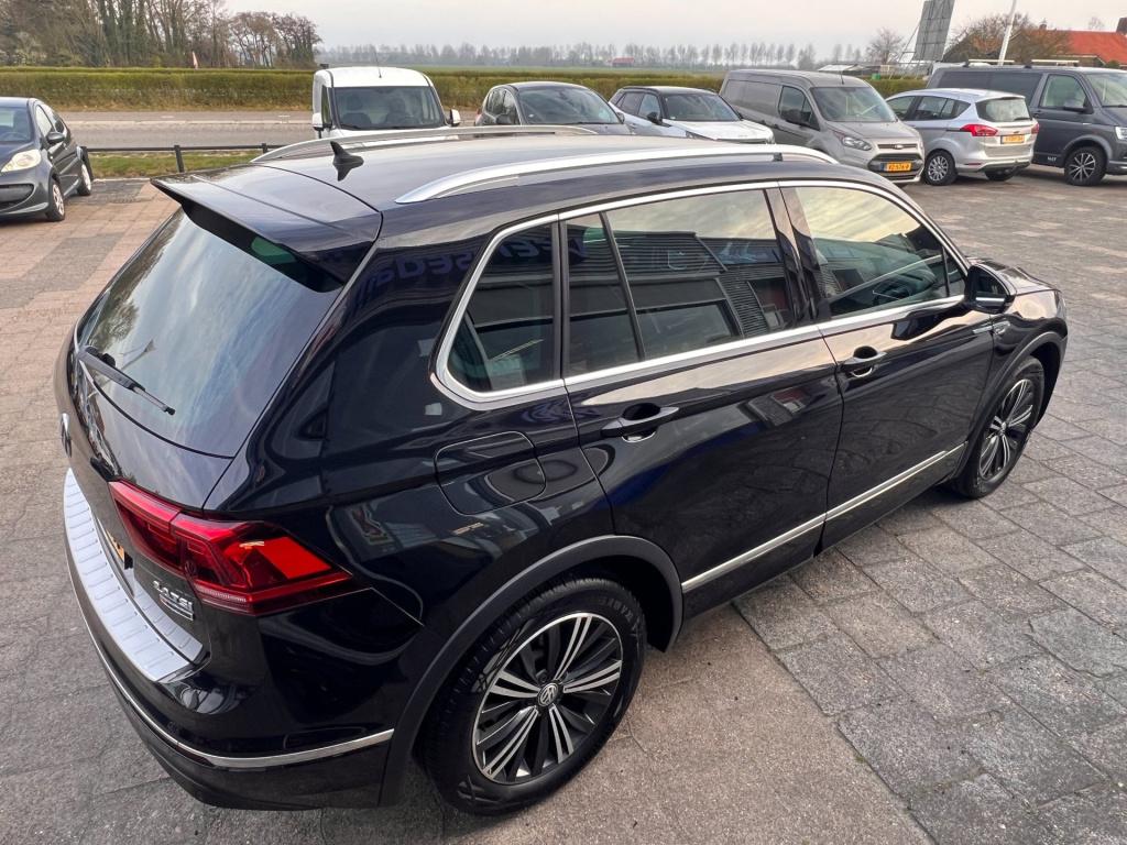 Volkswagen Tiguan 2.0 tsi 4motion r-line highline, virtual cockpit, trekhaa