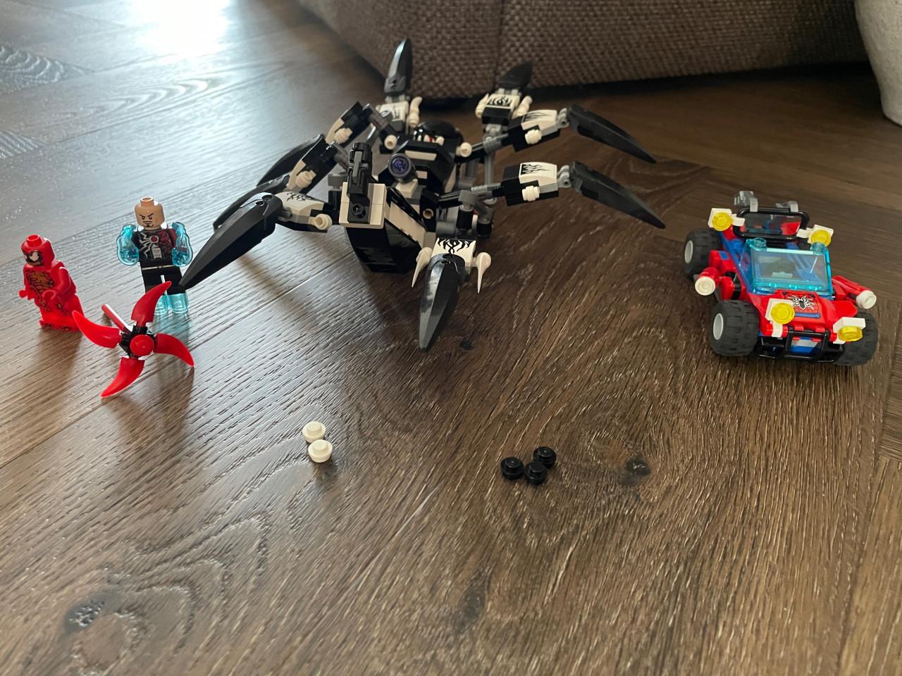 Marvel lego: Venom crawler 76163