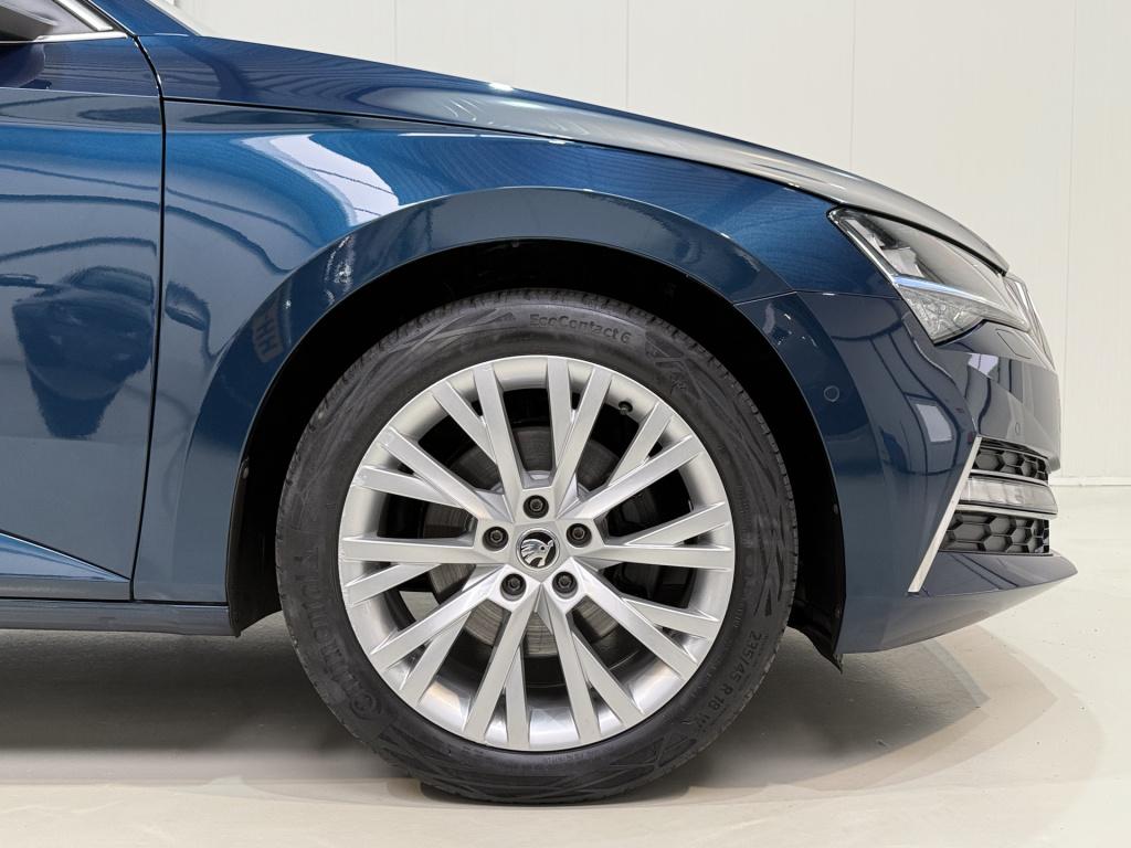 Skoda Superb combi 1.4 tsi iv 218pk lauran & klement | leder | pano dak | t