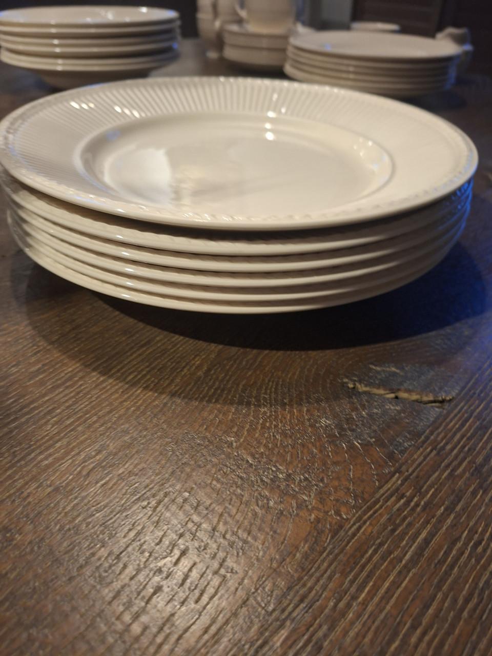 Wedgwood Queen´s ware EDME (vaatwasser en magnetron bestendig)