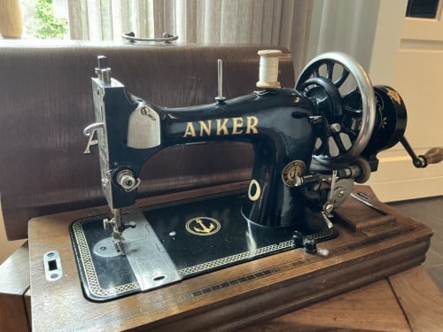 Anker handnaaimachine