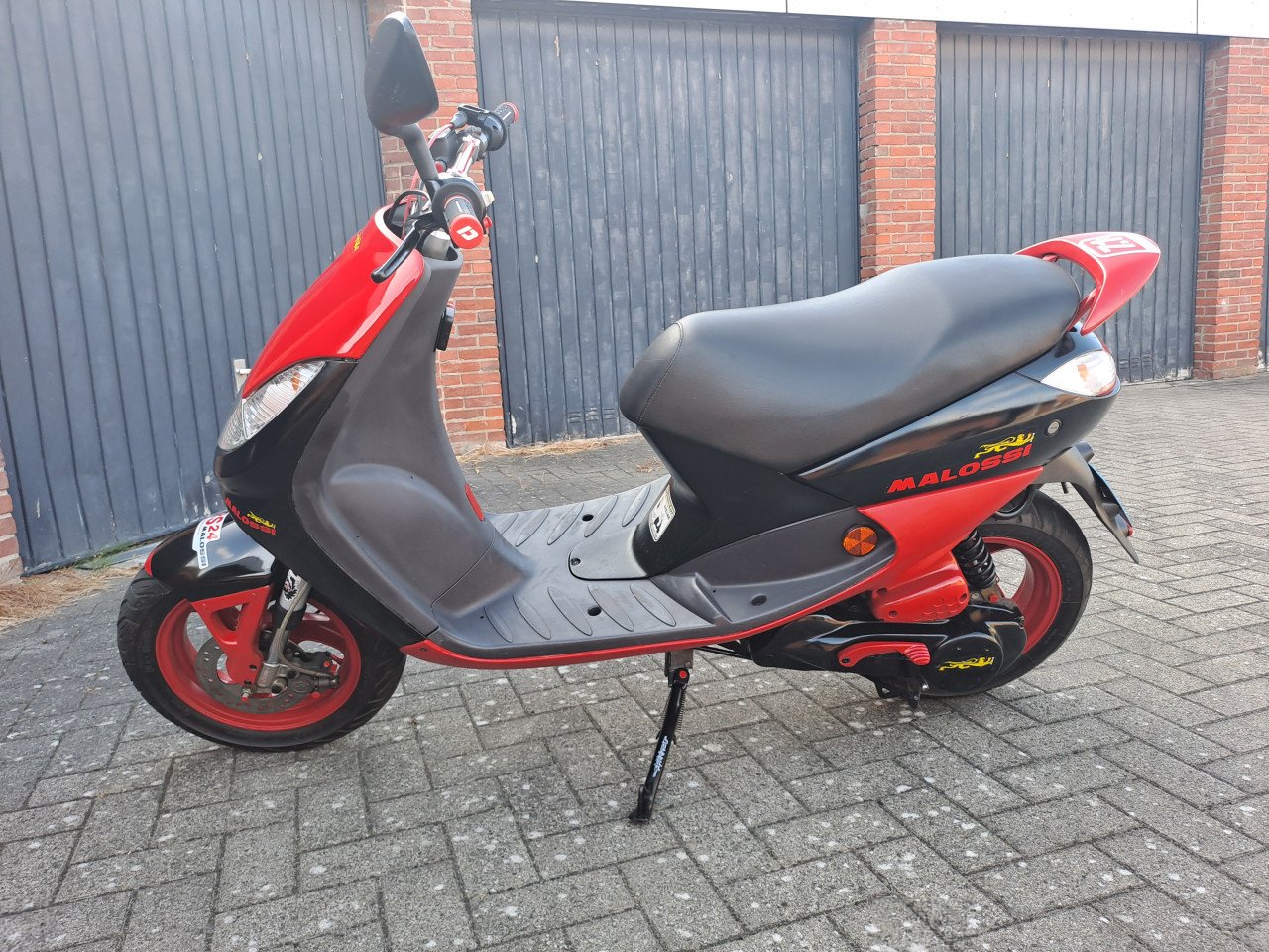 Te koop i.g.st. peugeot vivacity